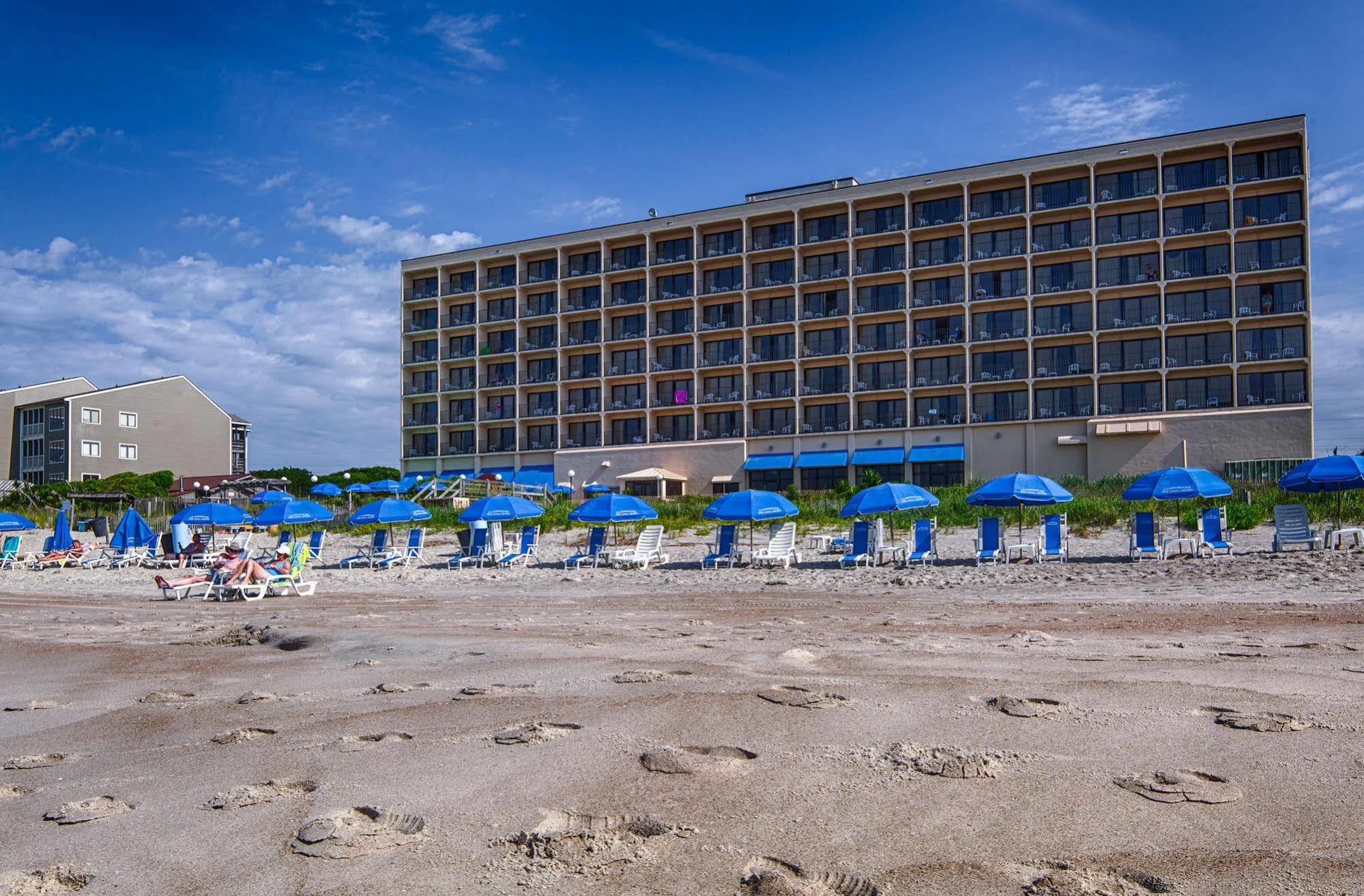 Crystal Coast Oceanfront Hotel Pine Knoll Shores Exterior photo